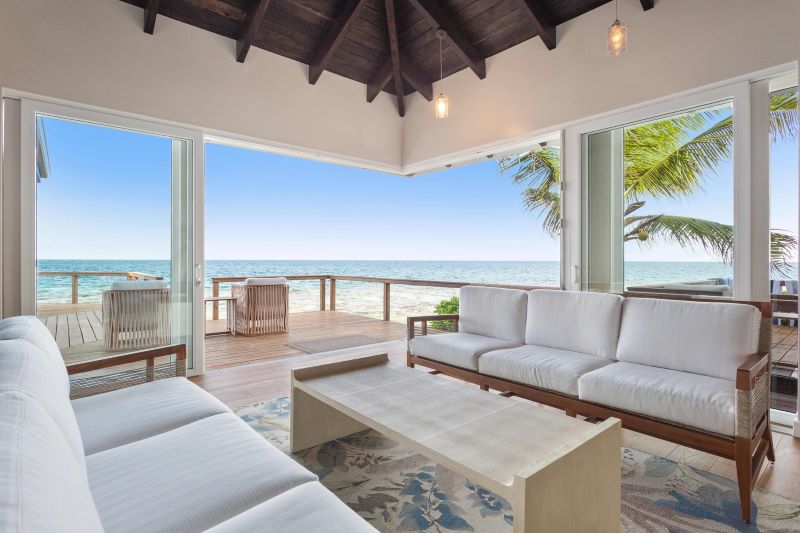  book a Belize island vacation