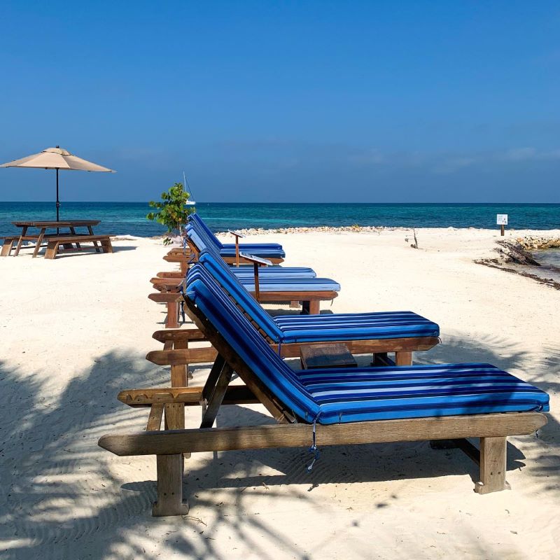  book Belize island retreat