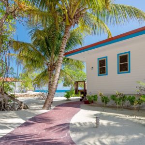 ray caye resort
